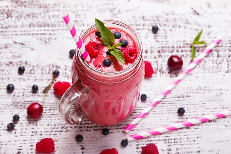 Mixed Summer Berry Smoothie